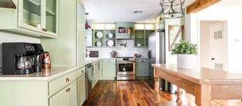 ❤️Heart of Med District Lit’l Sister 3/2 Remodeled