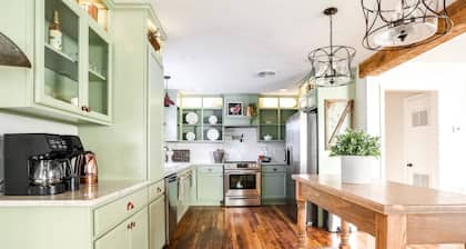 ❤️Heart of Med District Lit’l Sister 3/2 Remodeled