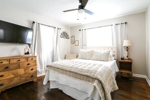 4 soverom, strykejern/-brett, reiseseng for barn og wi-fi