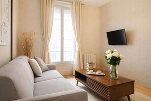 Televisio, työhuone