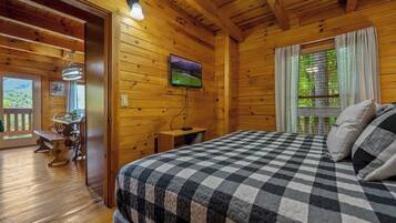 2 slaapkamers, een strijkplank/strijkijzer, wifi, beddengoed