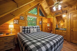 2 quartos, ferros/tábuas de passar roupa, Wi-Fi, roupa de cama