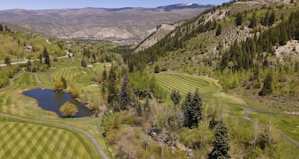 Walk to slopes! Beaver Creek Village Condo in the heart of the Village.