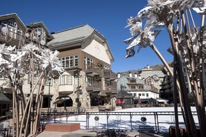 Exterior - Walk to slopes! Beaver Creek Village Condo in the heart of the Village. (Beaver Creek)