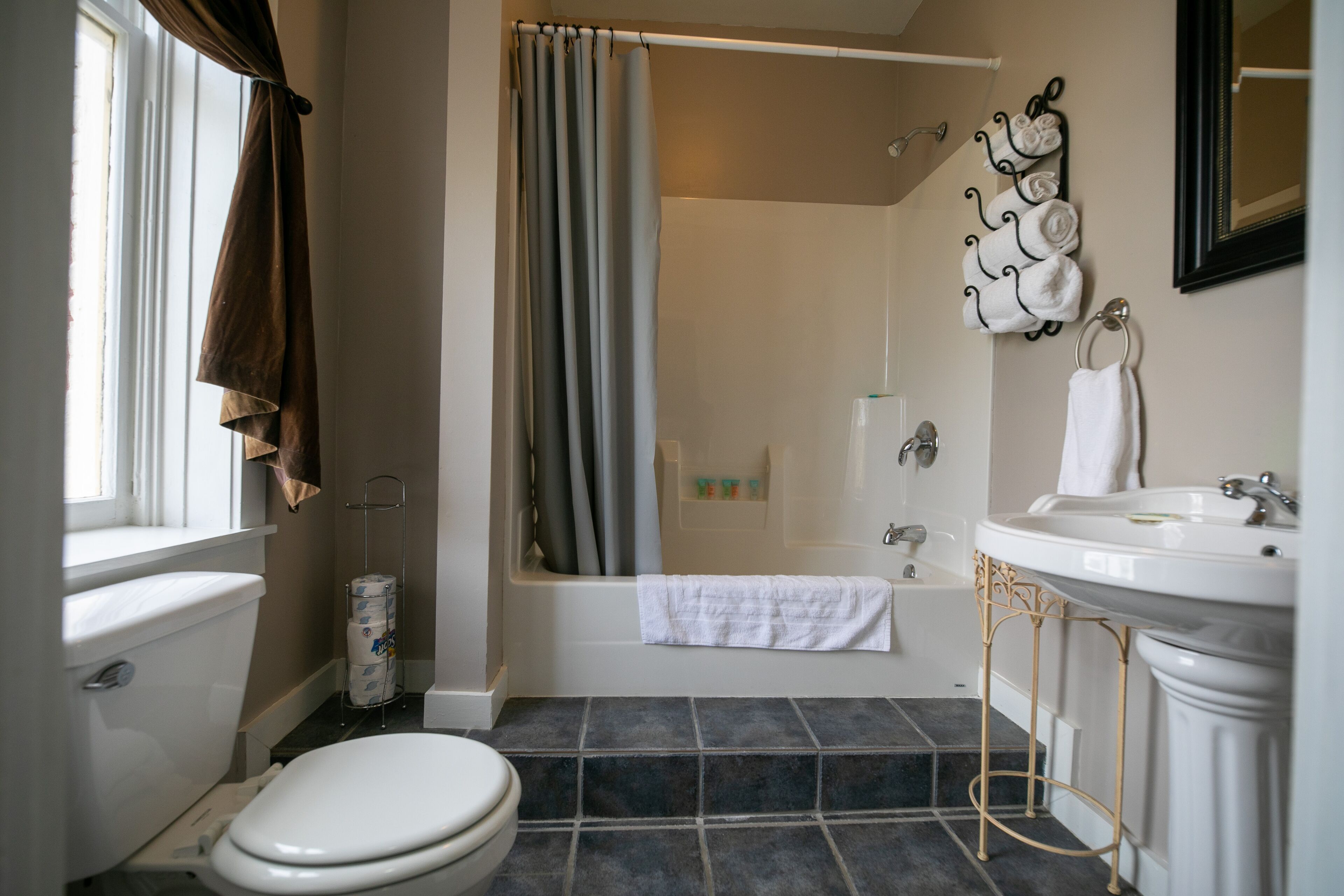 standard room (historic building, no elevator) | bathroom | towels