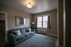 Signature Suite
