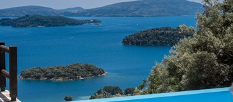 Villa Pasithea - breathtaking seaviews, infinity pool, privacy, close to beach