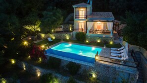 Piscina all'aperto