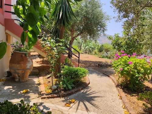 Cretan Rural Living in Olive Grove Cottage