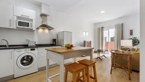 Interior - Ribeira das Casas Apt 2C by Madeira Sun Travel (Funchal)
