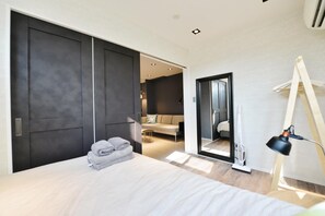 2 bedrooms - Real Life Meguro River Stylish 2BR 6pax Shibuya (Tokyo)