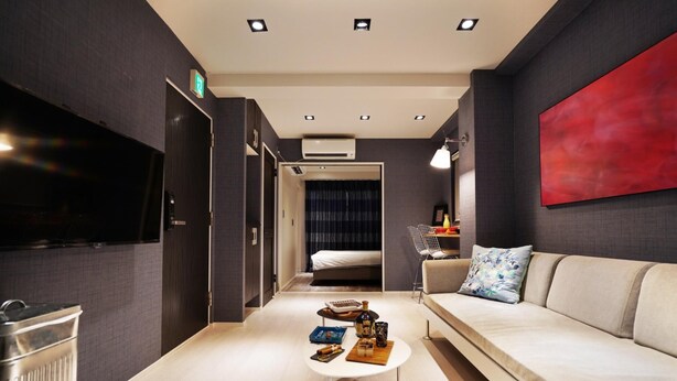2 bedrooms