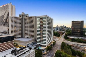 Exterior - 2208 Walk to Soccer 2026, MBS, DT ATL, Parking (Atlanta)