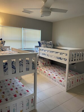 5 Schlafzimmer, kostenloses WLAN, Bettwäsche
