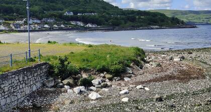 Castleview Large 3 Bedroom Family House - Glenarm