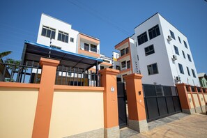 Apartment | Exterior - Executive One Bedroom Furnished Apartment in Accra (Accra)