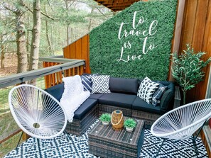 Terrace/patio - The Modern House - FREE POOL & LAKE CLUB ACCESS (Lake Harmony)