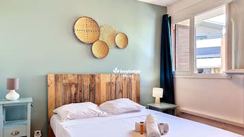 1 slaapkamer, een strijkplank/strijkijzer, gratis wifi, beddengoed