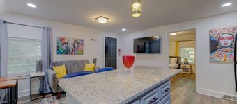 Trim 1/1 in Gorgeous Columbia!