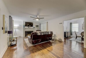 TV, fireplace, offices