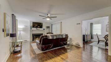 TV, fireplace, offices