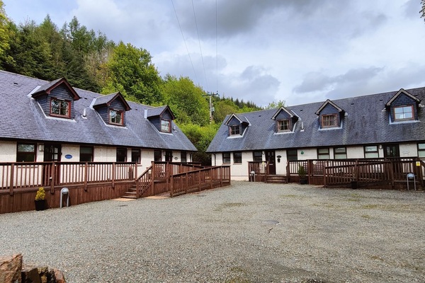 Courtyard - Loch Lomond Holiday Lets