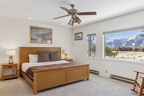 3 chambres, fer et planche à repasser, Wi-Fi, literie fournie