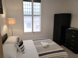 Apartment, 2 Queen Beds | 2 bedrooms, iron/ironing board, free WiFi, bed sheets - Remarkable 2-bed Apartment in Huddersfield (Huddersfield)