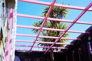 Exterior - Zen Garden Cottage - Sleeps 2 - Patio & Parking (Poole)