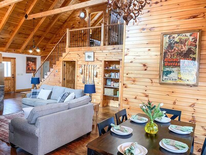 Ridgeline Cabin at Center Hill Lake