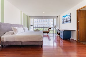 3 chambres, fer et planche Ă repasser, Wi-Fi, literie fournie