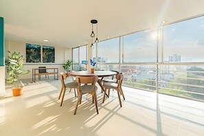 Interior - VH I Private balcony. Spacious Apt and STRONG WIFI |198 (México D.F.)
