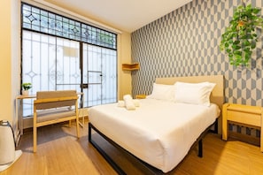 Bügeleisen/Bügelbrett, WLAN, Bettwäsche