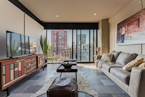 VH | FLAT w/COMFY BEDS + SMART TV + FAST WIFI | 89