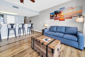 TV - ⛱️5 Pools-Hot Tub-1BR Majestic Beach Towers 1-1213⛱️ (Panama City Beach)