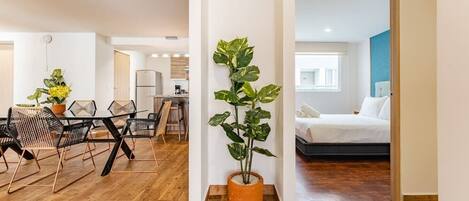 アイロン / アイロン台、WiFi、ベッドシーツ