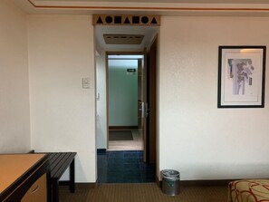 Bügeleisen/Bügelbrett, WLAN