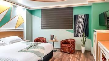 Tabla de planchar con plancha y wifi