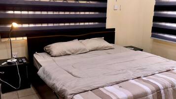 5 bedrooms, WiFi, bed sheets