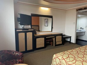 Iron/ironing board, WiFi