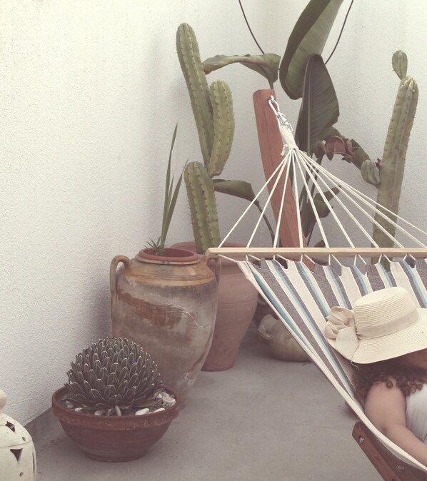 Property grounds - Apartment with large outdoor terrace in the heart of Salento (Sogliano Cavour)