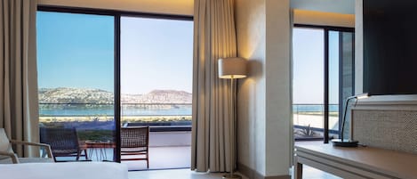 Suite, 1 kingsize bed, uitzicht op zee (Turquoise Suite) | 1 slaapkamer, beddengoed