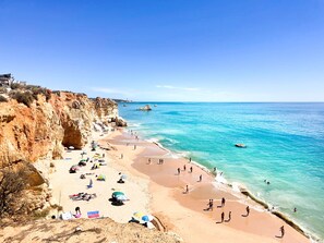 Praia - Ocean Coast – “Apartment” in a private residential complex, 5 minutes from the beach, with private parking (Portimao)