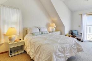 3 bedrooms, free WiFi - Stunning sound and sunset views in Nags Head!  (Nags Head)