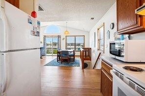Private kitchen - 4 bedroom, short walk to the beach in Kill Devil Hills! (Kill Devil Hills)