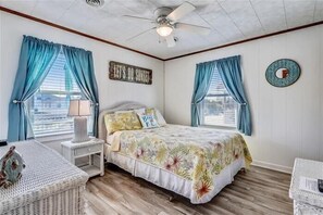 3 bedrooms, desk, free WiFi