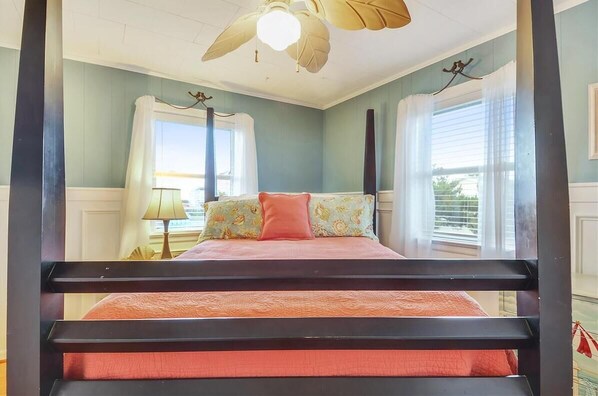 4 bedrooms, free WiFi