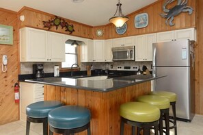 Fridge, microwave, oven, stovetop - Semi-oceanfront with a hot tub in quiet South Nags Head! (Nags Head)