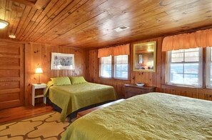 5 bedrooms, free WiFi