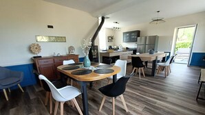 Uklassifisert bilde, 2 av 49, knapp